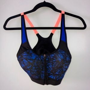 Women’s sports bra